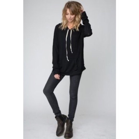 Brandy Melville Tops Brandy Melville Black Knit Pullover Hoodie